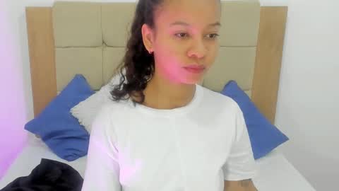 Snapshot of brithany_rousee chatting on September 2025 08:12:02 PM Brithany Rousee online show from September 2025 08:12:02 PM