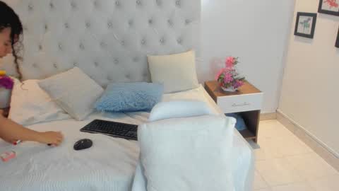 Snapshot of brithany_rousee chatting on October 2025 07:20:02 PM Brithany Rousee online show from October 2025 07:20:02 PM