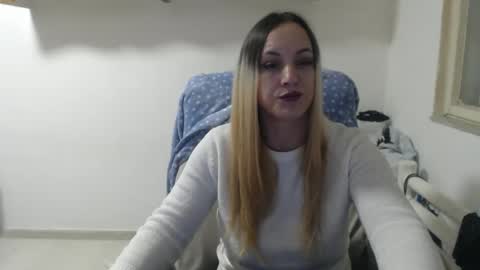 Snapshot of brithneyluw chatting on November 2025 09:25:01 PM Brithney online show from November 2025 09:25:01 PM