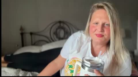 Snapshot of british_bella chatting on June 2026 03:45:01 PM British Bella online show from June 2026 03:45:01 PM