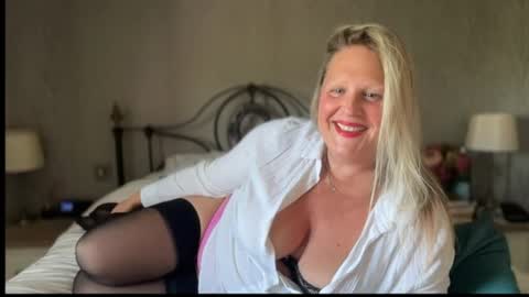Snapshot of british_bella chatting on June 2026 02:50:02 PM British Bella online show from June 2026 02:50:02 PM