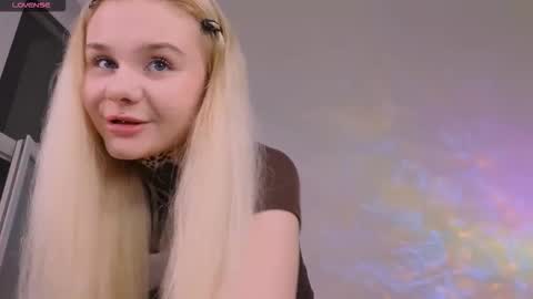 Britney online show from March 2026 07:06:02 PM