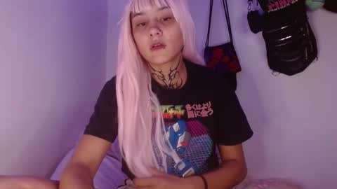 Snapshot of brittany_bubbles chatting on October 2025 03:04:02 AM maru miaw Please help me to reach 100 thumbs up online show from October 2025 03:04:02 AM