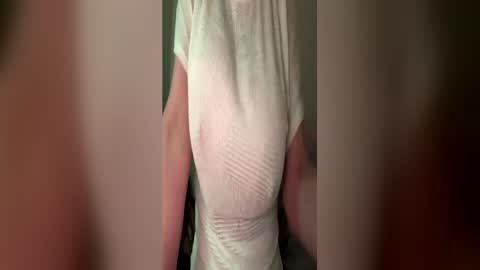 brittanylynn27 online show from June 2026 03:52:02 AM
