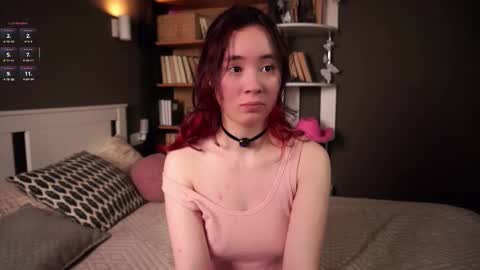 Lina online show from November 2025 11:43:01 AM