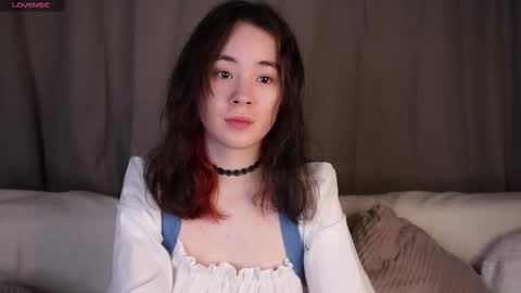 Lina online show from January 2026 01:02:02 PM