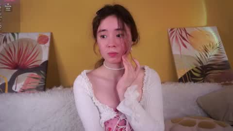 Lina online show from May 2026 01:40:01 PM