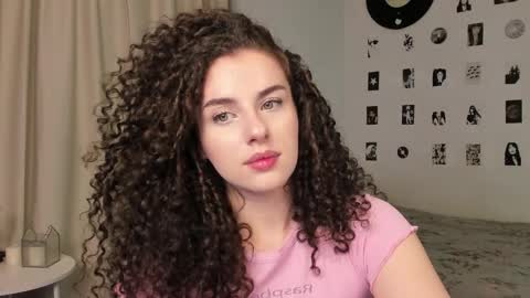 Brook  Help me collect 100 reactions  online show from October 2025 07:17:02 AM