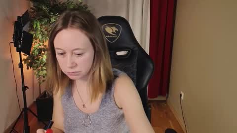 Brooke online show from October 2025 08:51:02 PM