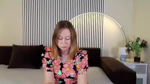 Brooke online show from October 2025 12:44:02 PM