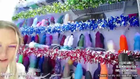 Snapshot of brookedillinger chatting on October 2025 12:52:02 AM Brooke1993 online show from October 2025 12:52:02 AM