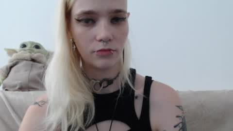 brookewylde_20 online show from July 2026 12:04:02 PM