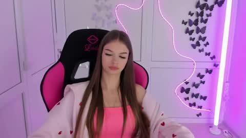 Snapshot of brooklunglow_ chatting on July 2026 03:03:02 PM Vlada online show from July 2026 03:03:02 PM