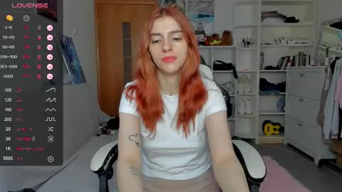 Snapshot of broosnica1 chatting on July 2026 07:44:02 AM broosnica1 online show from July 2026 07:44:02 AM