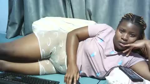nicole online show from January 2025 10:35:02 PM