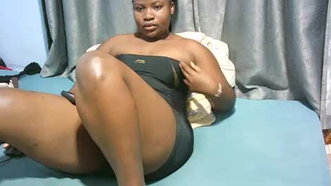 nicole online show from February 2025 09:52:02 AM