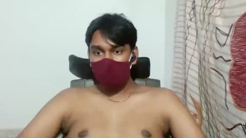 Snapshot of brownguy2505 chatting on December 2024 08:04:02 PM brownguy2505 online show from December 2024 08:04:02 PM