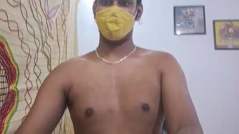 brownguy2505 online show from November 2025 03:36:01 PM