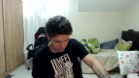 Snapshot of brownhaiir chatting on September 2025 01:35:02 PM brownhaiir online show from September 2025 01:35:02 PM