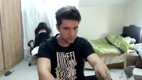 Snapshot of brownhaiir chatting on September 2025 01:57:02 PM brownhaiir online show from September 2025 01:57:02 PM