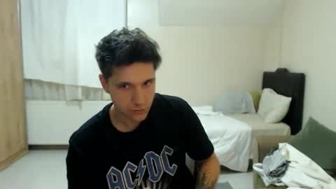 brownhaiir online show from May 2026 10:07:01 PM