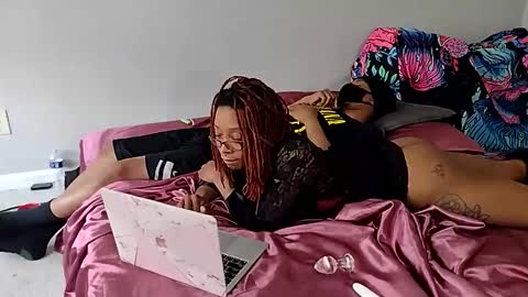 brownnnjuicy online show from May 2026 06:13:01 PM