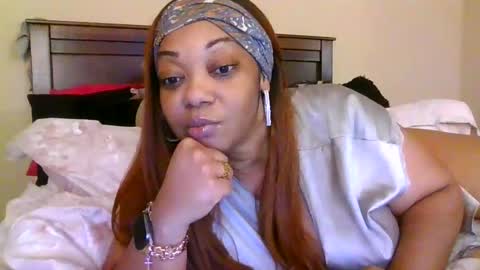 brownroundrenee online show from October 2025 10:13:02 AM