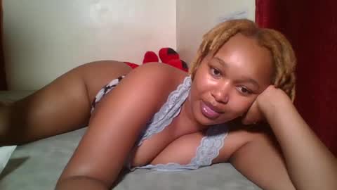 Tracy online show from December 2024 04:01:02 AM