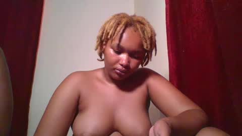Tracy online show from December 2024 12:24:01 PM