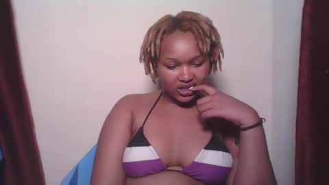Tracy online show from February 2025 06:40:02 PM