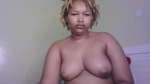 Tracy online show from February 2025 03:22:01 AM