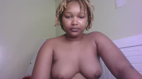 Tracy online show from February 2025 09:10:01 PM