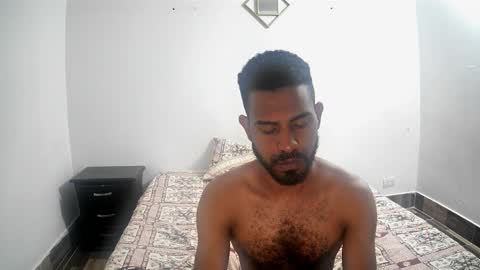 bruce_1111 online show from February 2026 02:11:02 PM