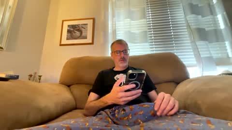 Bruce online show from January 2025 04:01:01 PM