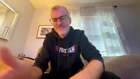 Bruce online show from February 2025 03:18:01 PM