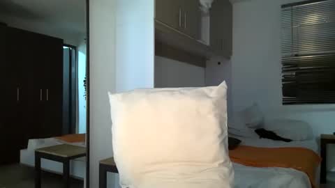 Bruce online show from December 2024 05:00:02 AM