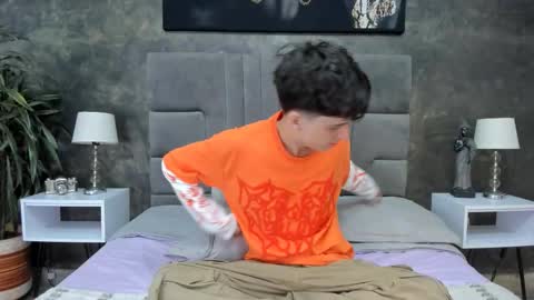 Snapshot of bruce_hans chatting on February 2026 11:35:02 AM Bruce Hans online show from February 2026 11:35:02 AM