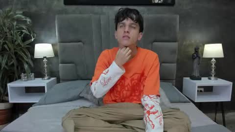 Snapshot of bruce_hans chatting on February 2026 11:39:02 AM Bruce Hans online show from February 2026 11:39:02 AM