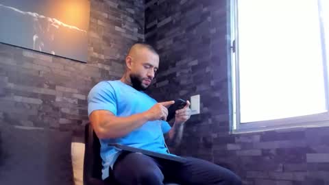 brucedallas online show from October 2025 10:06:02 PM