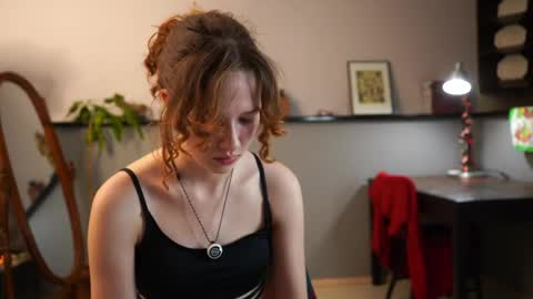 Tess online show from April 2026 03:51:02 PM