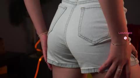Tess online show from June 2026 02:33:01 PM