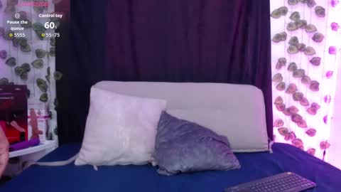 Bruna royale  online show from February 2026 02:33:01 PM