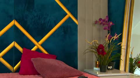 BrunetteB online show from April 2026 07:07:02 PM