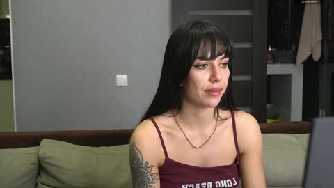 Snapshot of brunette_from_the_moon chatting on January 2025 09:51:02 PM Alice online show from January 2025 09:51:02 PM