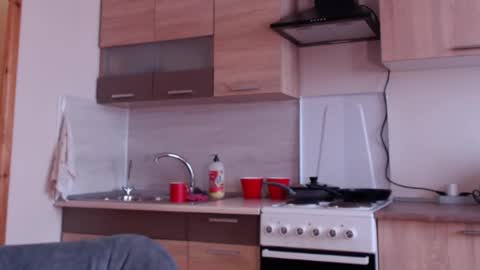 Ellis online show from February 2025 07:18:02 AM