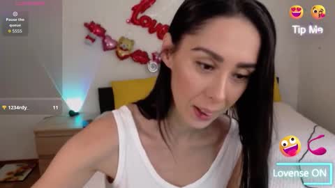 Ellis online show from October 2025 06:32:02 AM