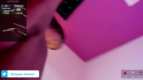 Snapshot of brunna_brownn chatting on March 2025 03:20:02 PM Brunna online show from March 2025 03:20:02 PM