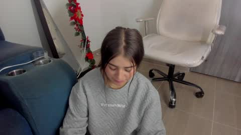 brunnette online show from June 2026 06:52:02 AM