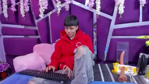 Bruno Cruz online show from November 2025 02:14:02 AM