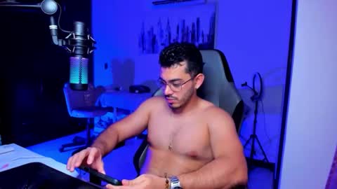 Snapshot of bruno_diaz31 chatting on May 2026 03:35:02 AM Bruno online show from May 2026 03:35:02 AM